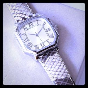 Silpada Snake it Happen